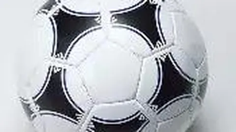 拜仁队全力追求胜利，男女篮足共筑冠军梦想